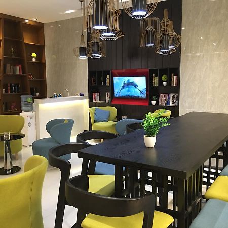 Echarm Hotel Guangzhou Kecun Metro Station Exteriör bild