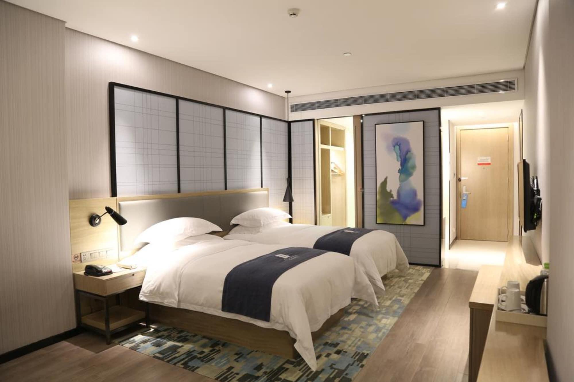 Echarm Hotel Guangzhou Kecun Metro Station Exteriör bild