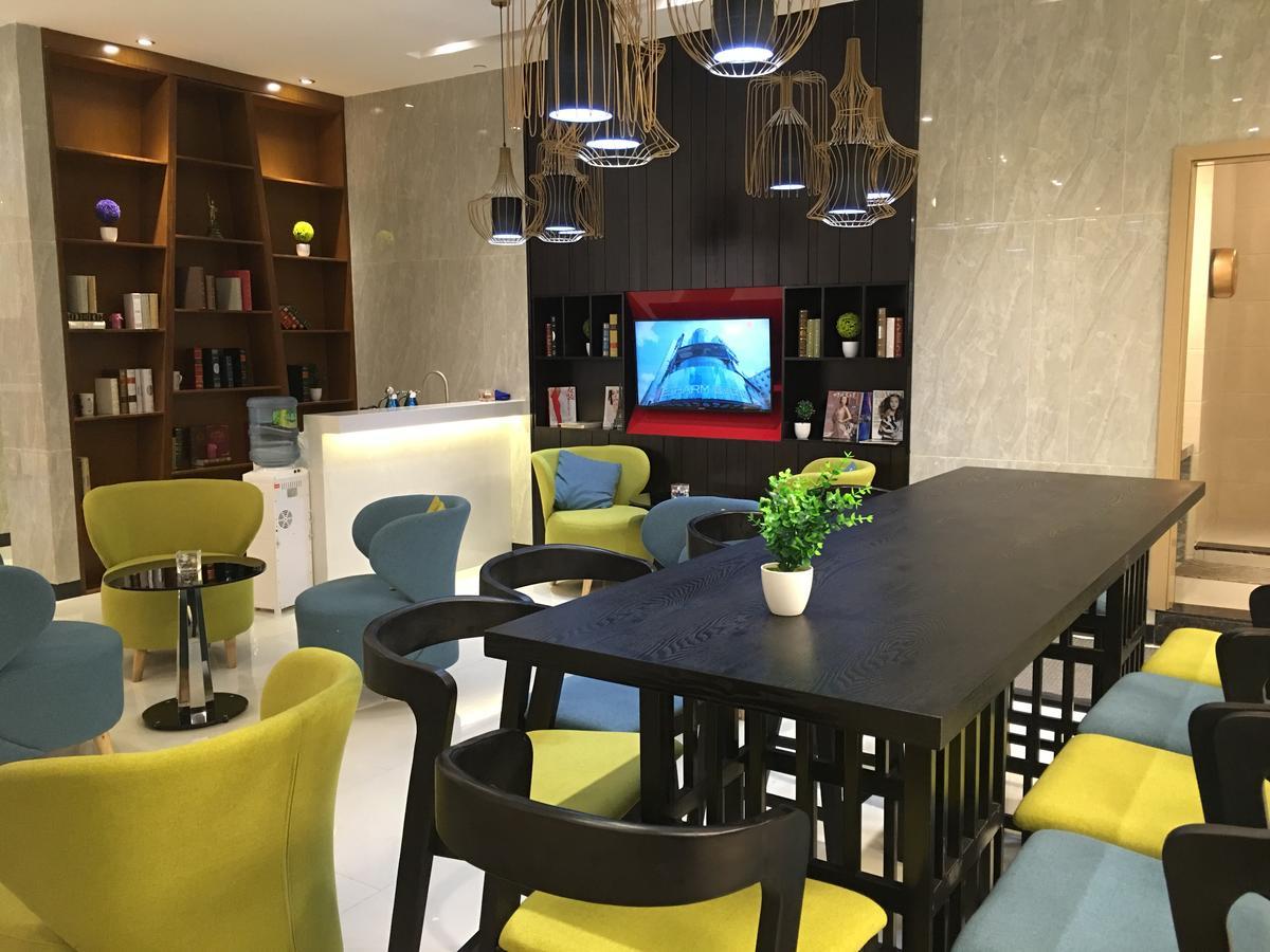 Echarm Hotel Guangzhou Kecun Metro Station Exteriör bild